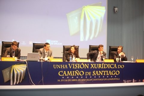 Mesa redonda.  - Congreso sobre Unha Visión Xuridica do Camiño de Santiago